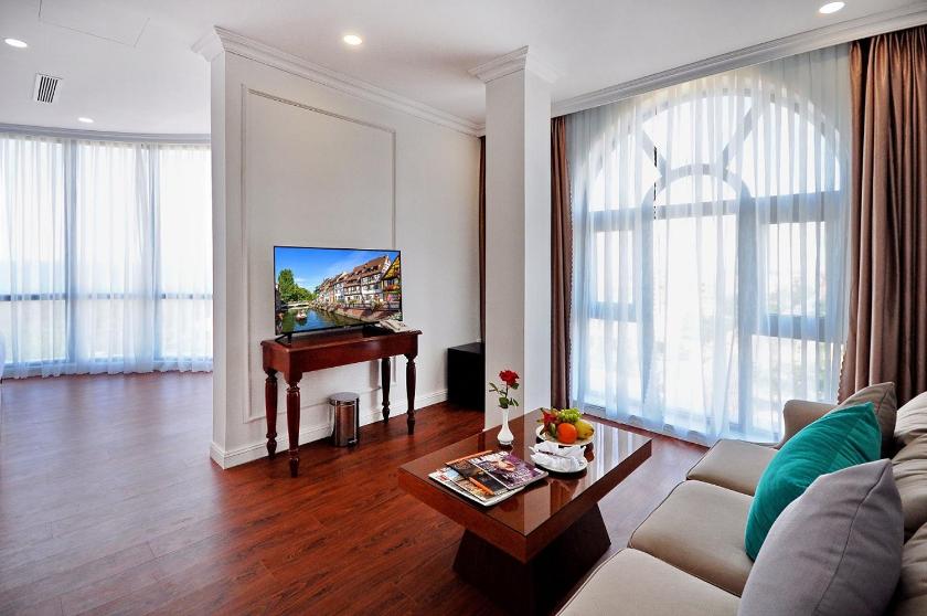 Suite Có Giường Cỡ Queen Nhìn Ra Biển