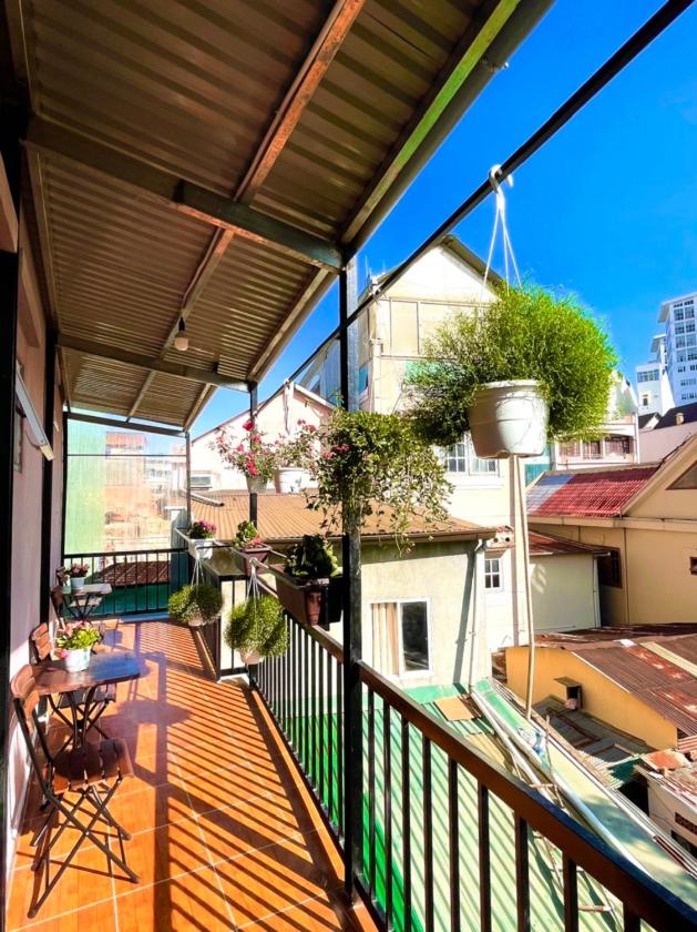 Phòng 4 Người Có Ban Công Phòng 4 Người Có Ban Công