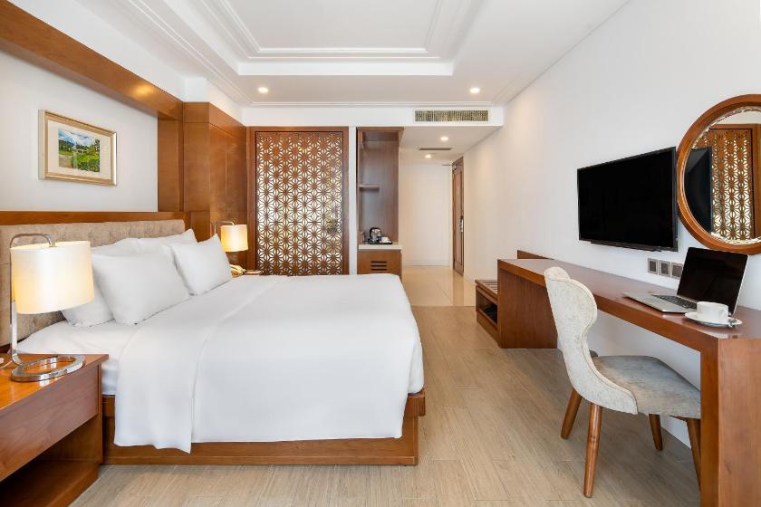 Phòng Premier Nhìn Ra Biển Phòng Premier Nhìn Ra Biển