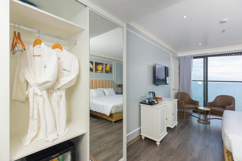 Phòng Gia đình Deluxe với Tầm nhìn ra Đại dương Phòng Gia đình Deluxe với Tầm nhìn ra Đại dương
