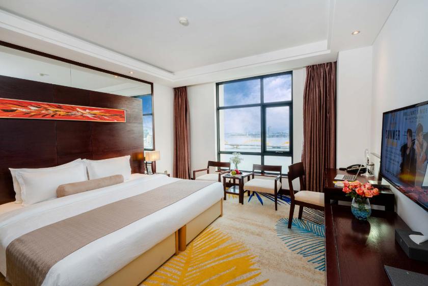 Deluxe River View Double Room - Afternoon Tea Included Once Per Stay Deluxe River View Double Room - Afternoon Tea Included Once Per Stay