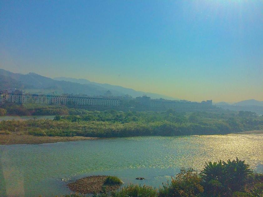 Phòng Gia Đình Nhìn Ra Hồ