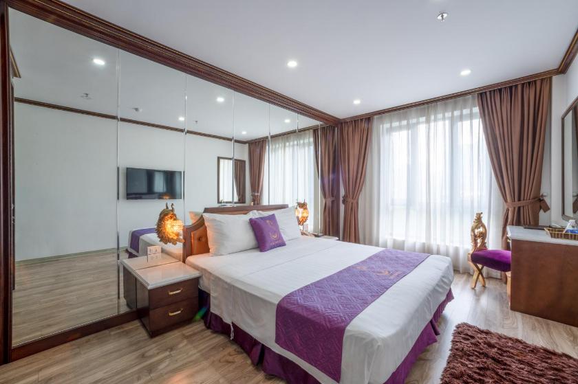 Suite Nhìn Ra Thành Phố