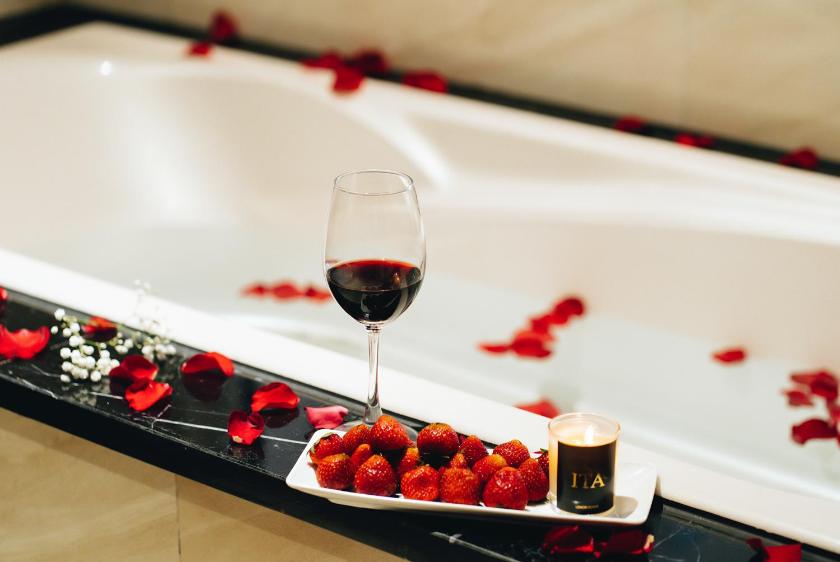 Phòng Có Giường Cỡ King Với Ban Công Phòng Có Giường Cỡ King Với Ban Công