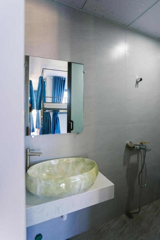 Giường Trong Phòng Ngủ Tập Thể Cho Cả Nam Và Nữ 6 Giường Giường Trong Phòng Ngủ Tập Thể Cho Cả Nam Và Nữ 6 Giường