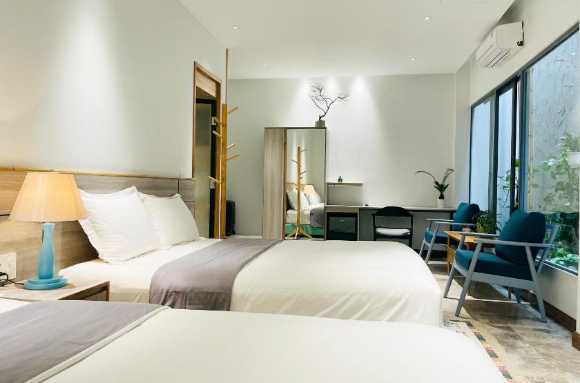 Phòng 4 Người Có Phòng Tắm Riêng