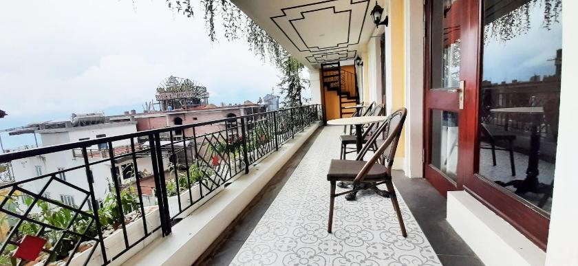 Phòng Giường Đôi Có Ban Công Phòng Giường Đôi Có Ban Công