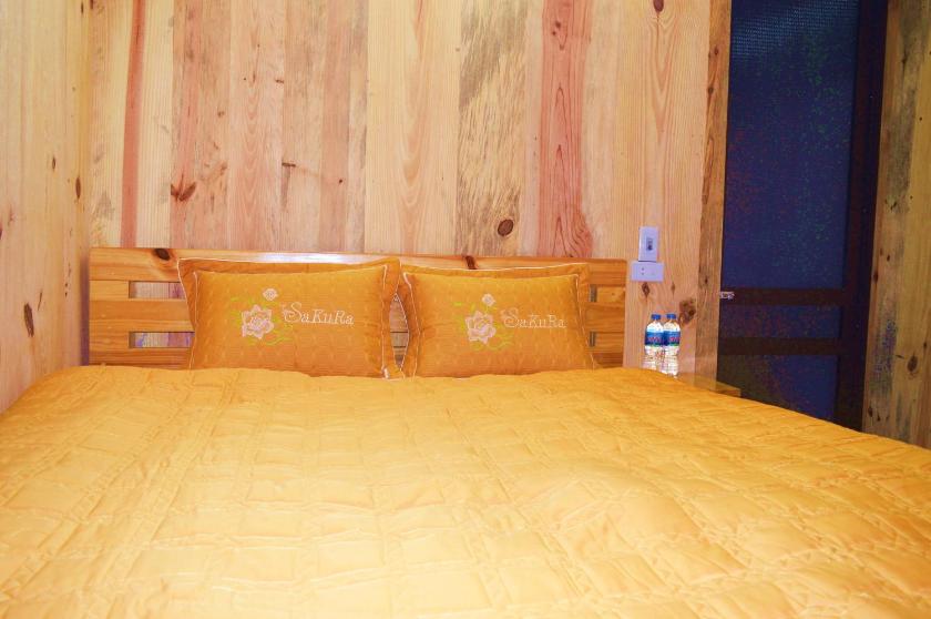 Phòng Deluxe Giường Đôi Có Vòi Sen Phòng Deluxe Giường Đôi Có Vòi Sen