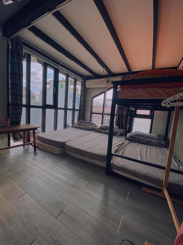 Căn Hộ Có Ban Công