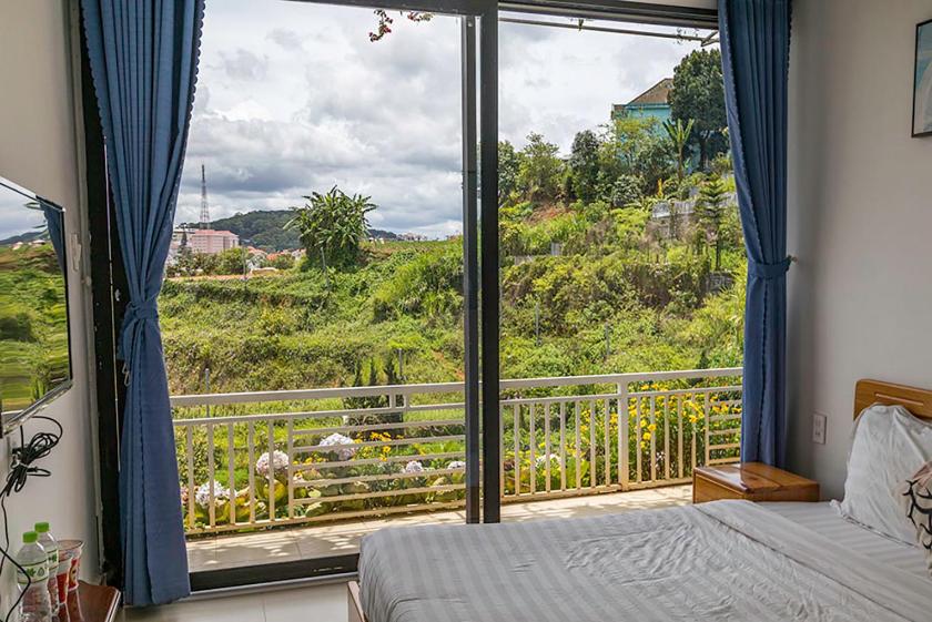 Phòng Có Giường Cỡ King Nhìn Ra Vườn Phòng Có Giường Cỡ King Nhìn Ra Vườn