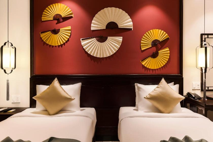 Phòng Deluxe 2 giường đơn với ban công