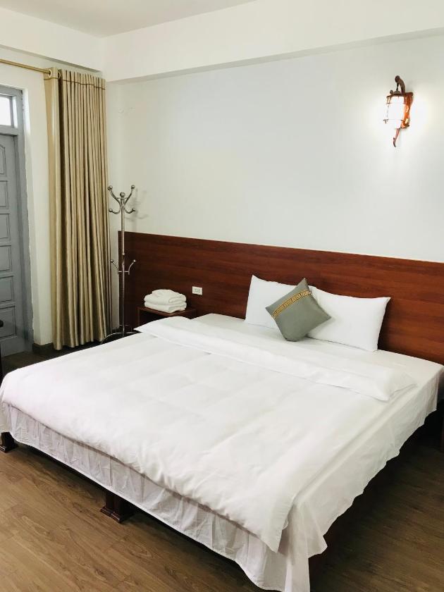 Phòng Có Giường Cỡ King Với Ban Công