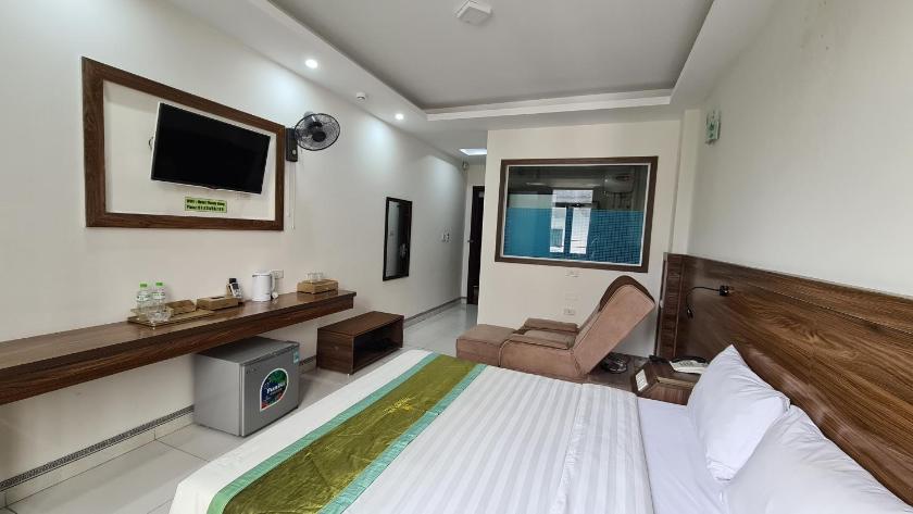 Phòng Deluxe Giường Đôi