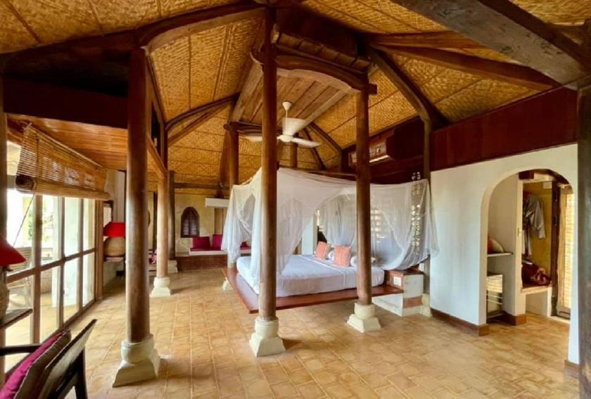 Biệt thự Nhìn ra Biển - Phong cách Huế Cổ