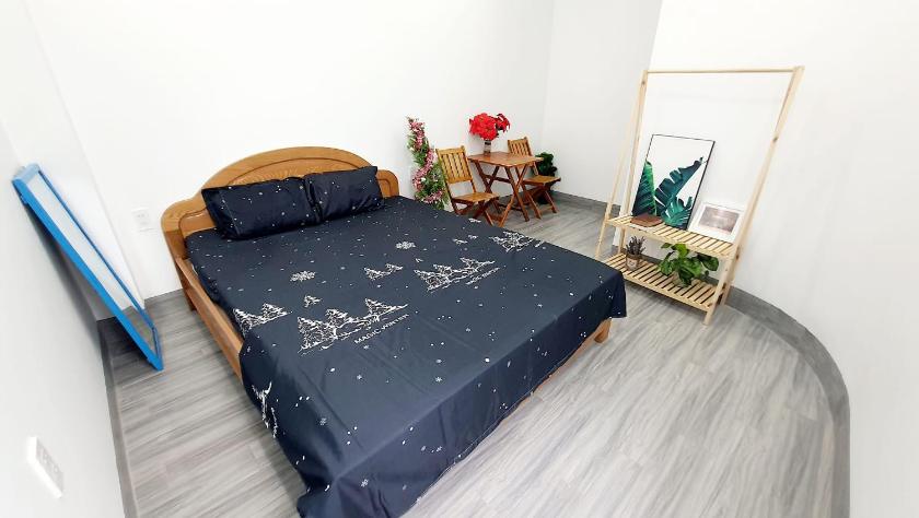 Phòng Giường Đôi Hạng Bình Dân Phòng Giường Đôi Hạng Bình Dân