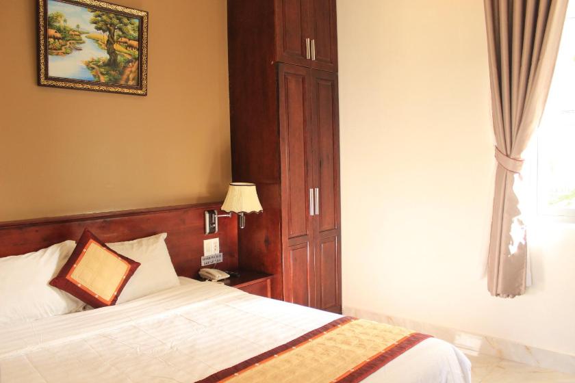 Suite Tiêu Chuẩn Suite Tiêu Chuẩn