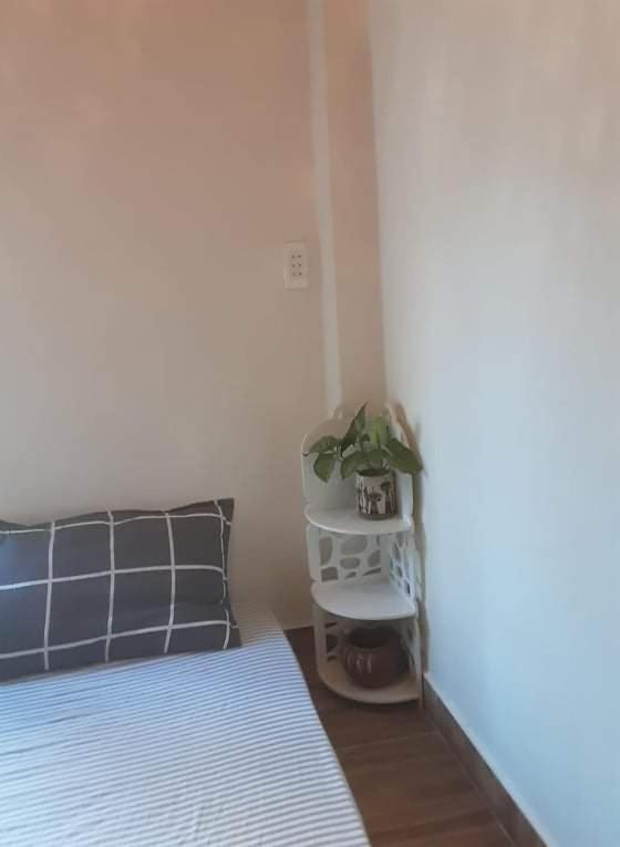 Phòng Giường Đôi Hạng Bình Dân Phòng Giường Đôi Hạng Bình Dân