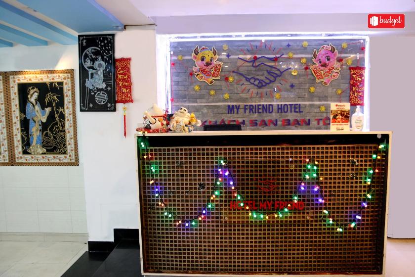 Giường Tầng Trong Phòng Ngủ Tập Thể Cho Nữ 