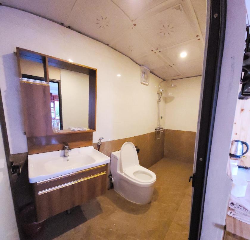 Phòng Gia Đình Nhìn Ra Hồ Phòng Gia Đình Nhìn Ra Hồ