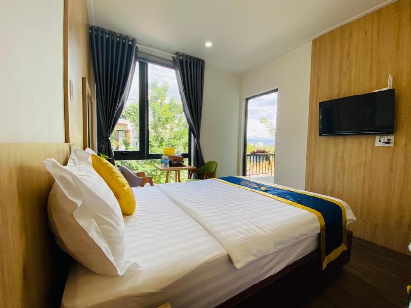 Phòng 4 Người Có Ban Công