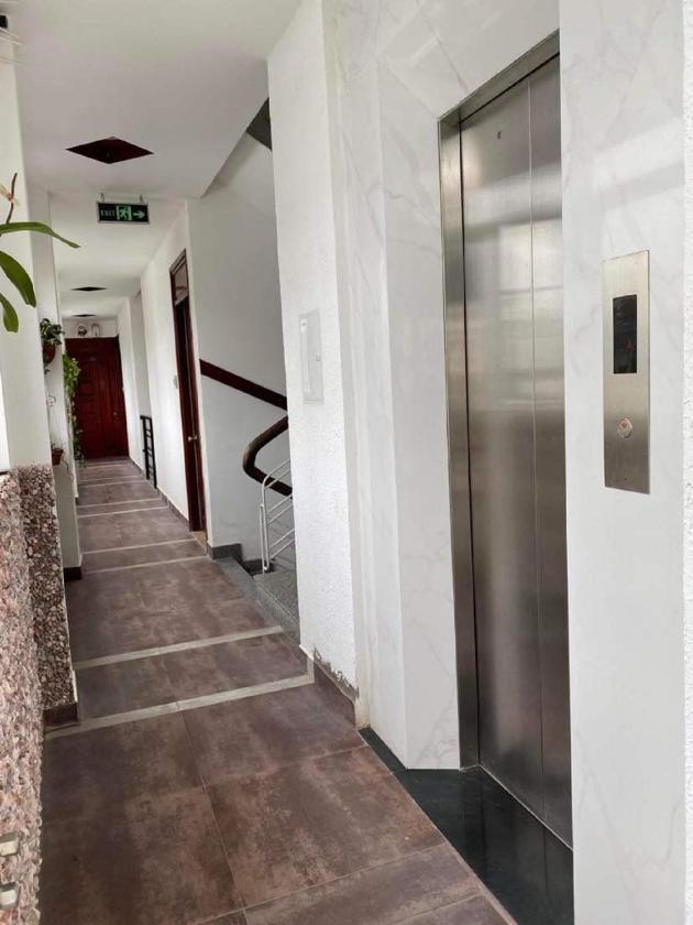 Phòng cho 3 người có Ban Công Phòng cho 3 người có Ban Công