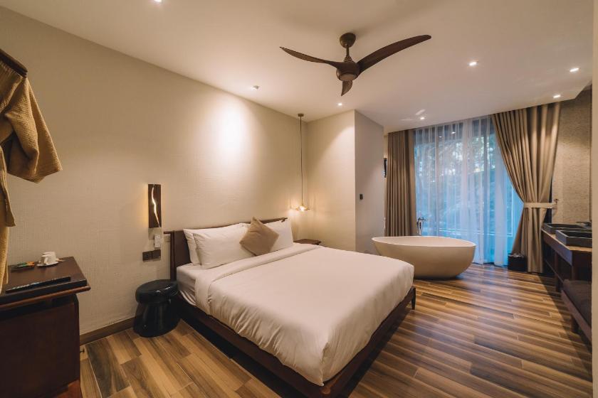 Phòng Superior Có Giường Cỡ King