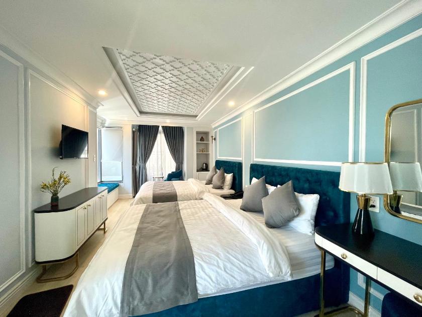 Phòng 4 Người Có Ban Công