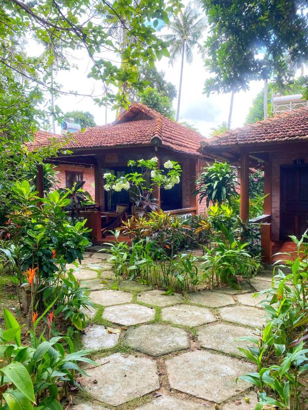 Bungalow Nhìn ra vườn