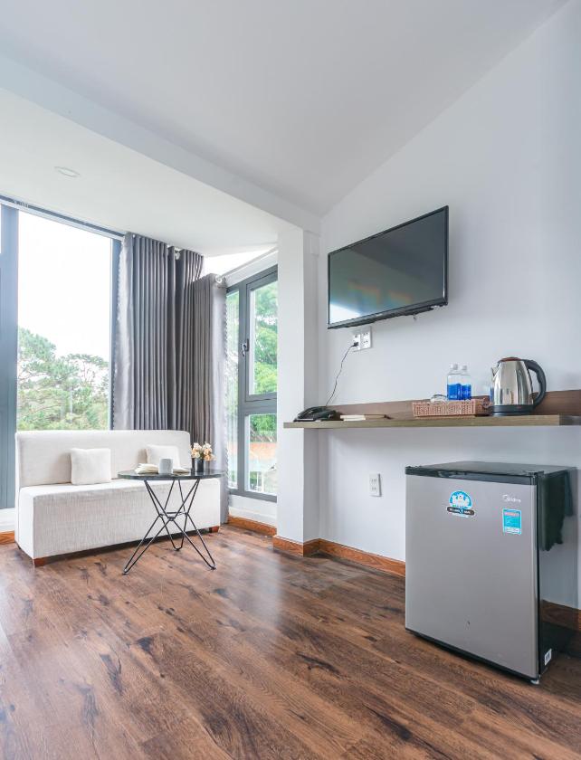 Phòng Có Giường Cỡ Queen Nhìn Ra Vườn