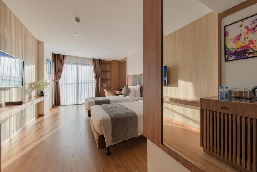 Phòng Superior 2 Giường Đơn Nhìn ra Thành phố Phòng Superior 2 Giường Đơn Nhìn ra Thành phố