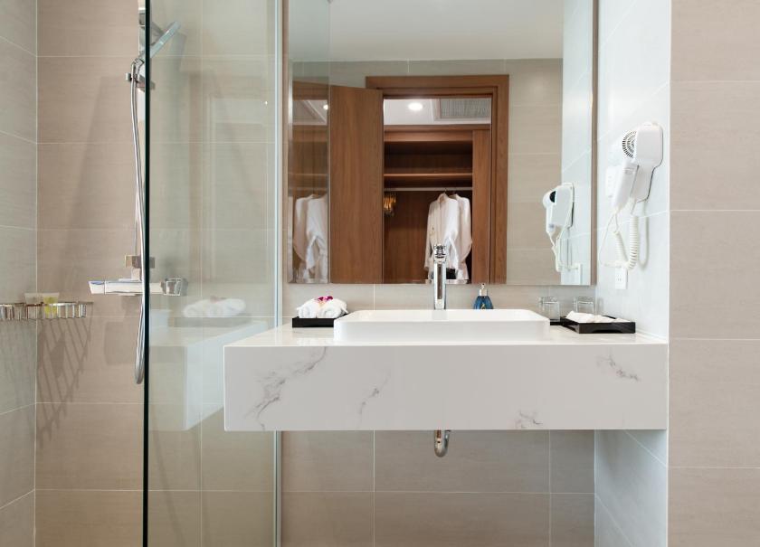 Phòng Deluxe 2 Giường Đơn Nhìn Ra Biển Phòng Deluxe 2 Giường Đơn Nhìn Ra Biển