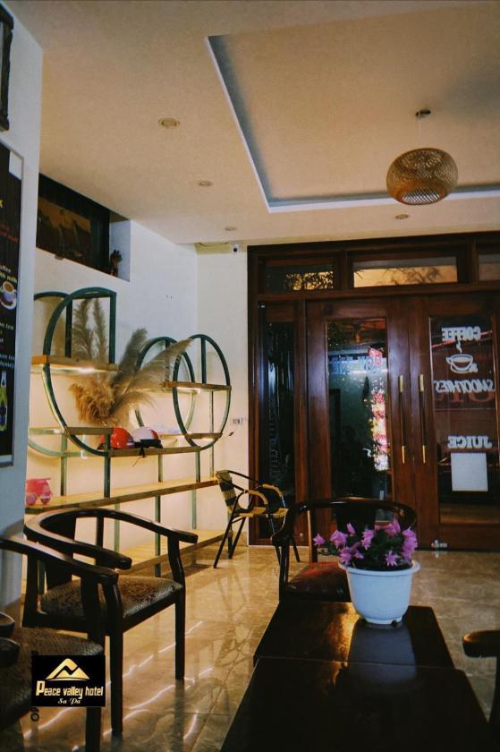 Phòng Giường đôi Deluxe (2 Người lớn + 1 Trẻ em) Phòng Giường đôi Deluxe (2 Người lớn + 1 Trẻ em)