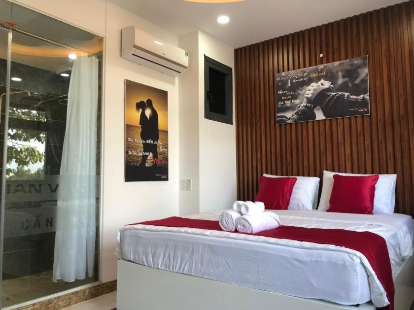 Phòng Deluxe (2 Người lớn + 1 Trẻ em)