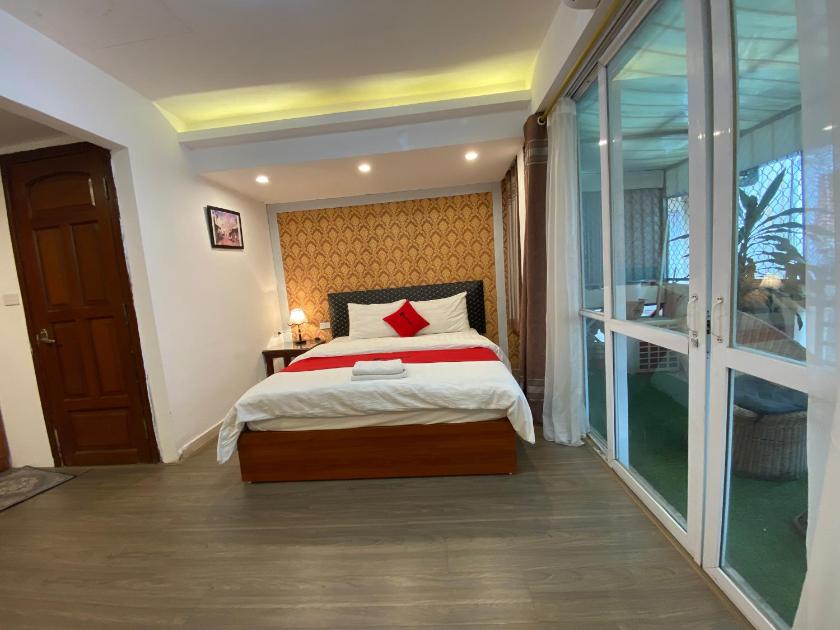 Phòng Có Giường Cỡ King Với Ban Công