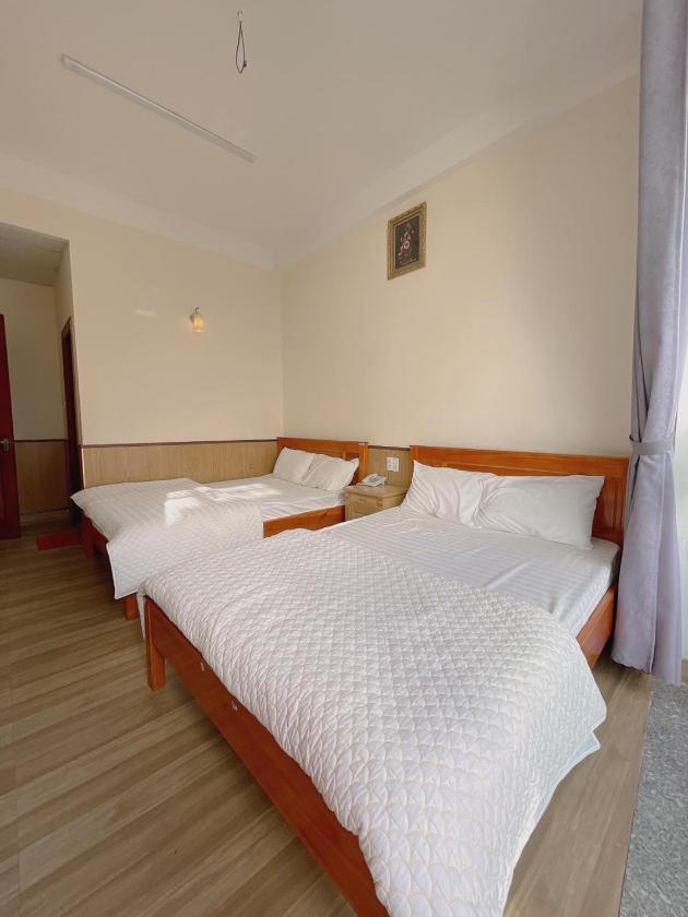 Phòng Hạng Tiết kiệm Cho 4 Người