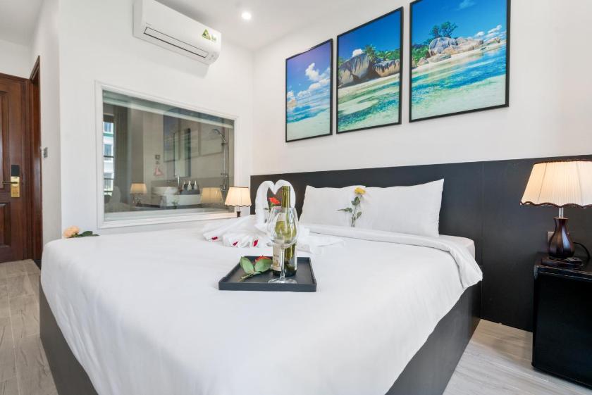 Phòng Deluxe Giường Đôi