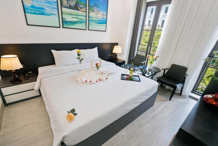 Phòng Deluxe Giường Đôi