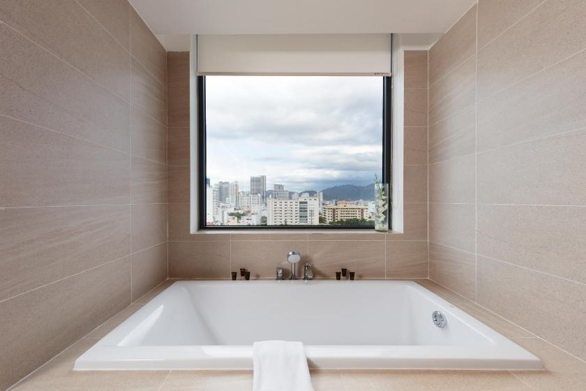 Phòng Grand Deluxe Nhìn Ra Biển