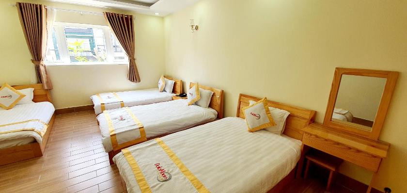 04 Giường Đơn Với Cửa Sổ 04 Giường Đơn Với Cửa Sổ