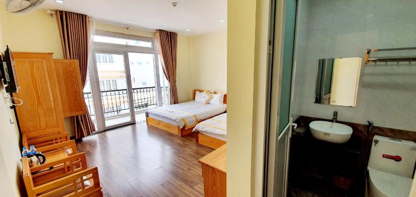 Phòng 4 Người Có Ban Công Phòng 4 Người Có Ban Công