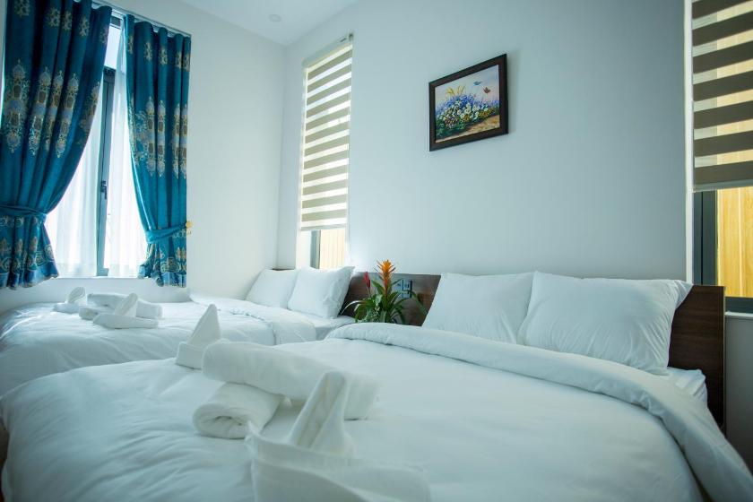 Phòng Deluxe 4 Người Phòng Deluxe 4 Người