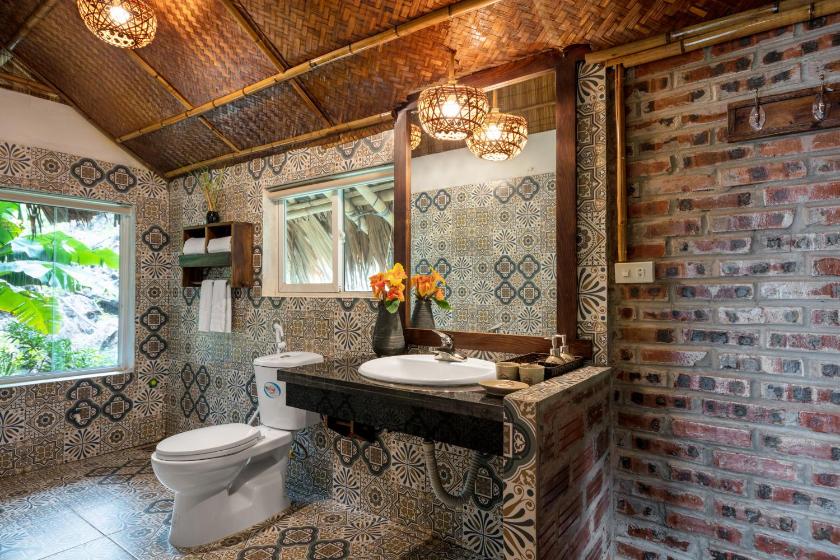 Studio Giường Đôi Nhìn Ra Hồ Nước Studio Giường Đôi Nhìn Ra Hồ Nước