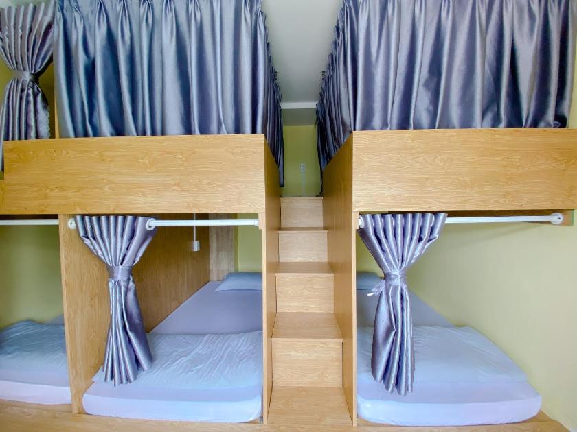 Giường Trong Phòng Ngủ Tập Thể Nữ 6 Giường
