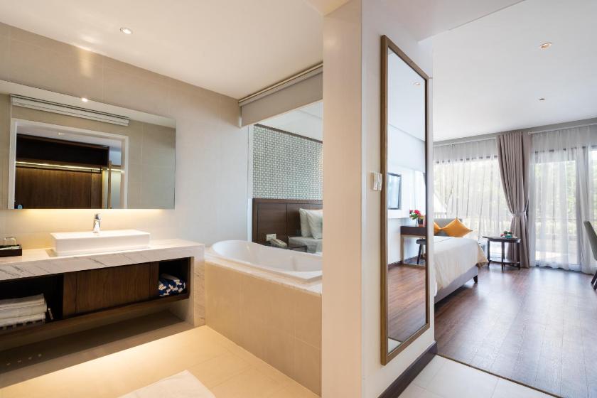 Phòng Deluxe Giường Đôi Nhìn Ra Biển