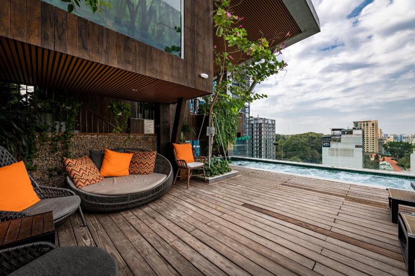 Suite Có Ban Công + Trà Chiều Trên Sân Thượng Suite Có Ban Công + Trà Chiều Trên Sân Thượng