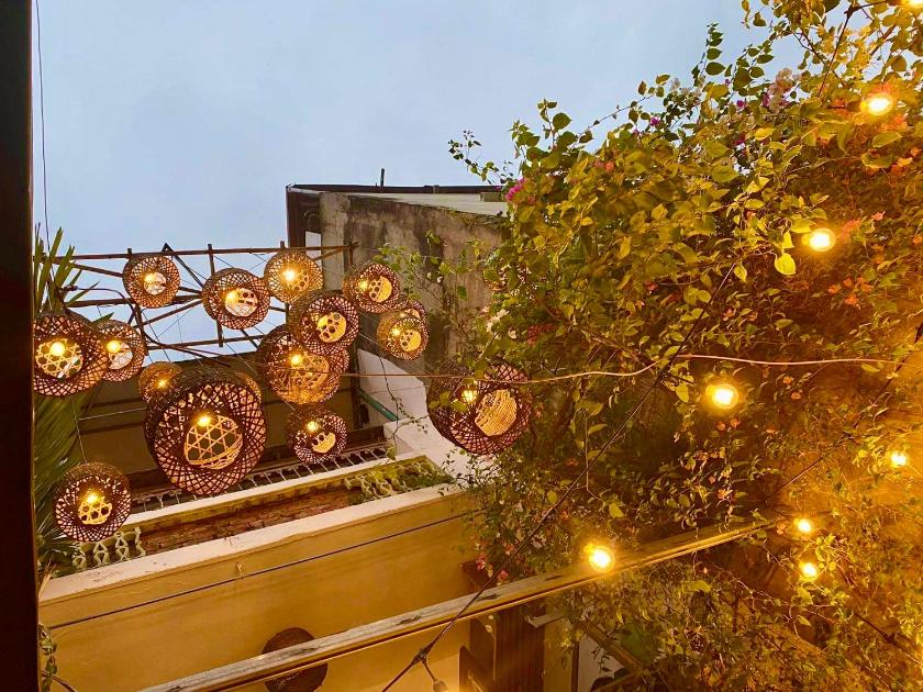 Phòng Có Giường Cỡ Queen Với Ban Công