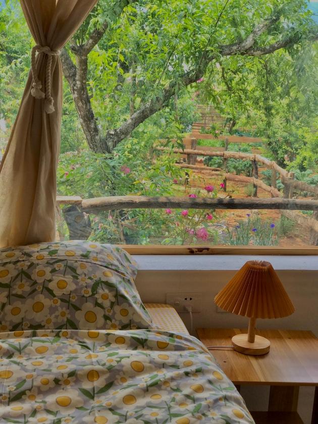 Phòng Giường Đôi Nhìn Ra Vườn