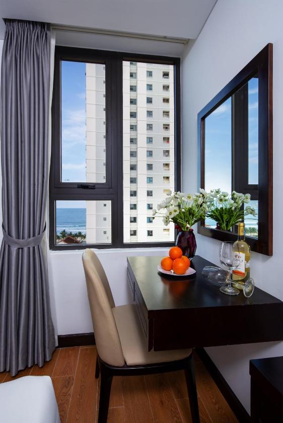 Phòng Superior Có Giường Cỡ King Nhìn Ra Cảnh Thành Phố Phòng Superior Có Giường Cỡ King Nhìn Ra Cảnh Thành Phố