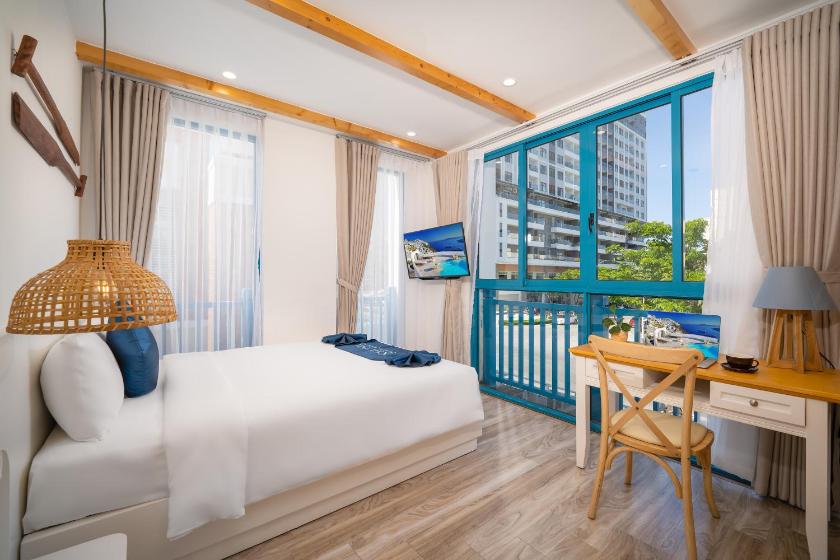 Phòng Giường Đôi Hạng Tiết Kiệm