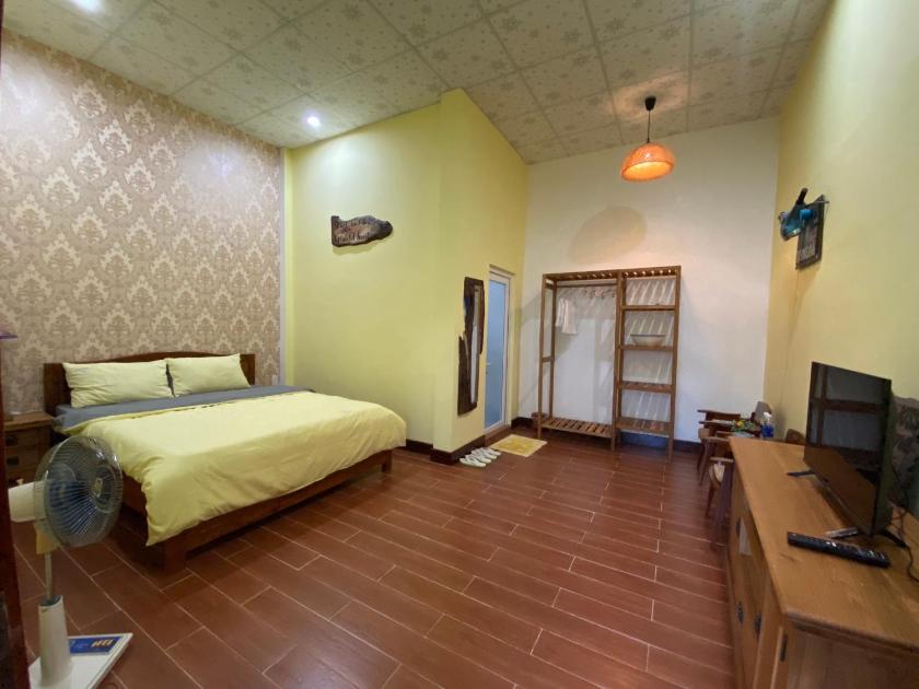 Phòng Giường Đôi Nhìn Ra Vườn